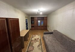 1-кімнатна квартира 31 м2 на 2 поверсі біля парку М. Твена, Черемушки