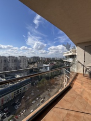    䳿, ,   , -,       9