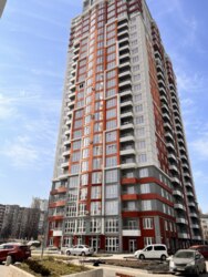 3-кімнатна квартира в ЖК Чотири Сезони фото 1 3-кімнатна квартира в ЖК Чотири Сезони фото 1