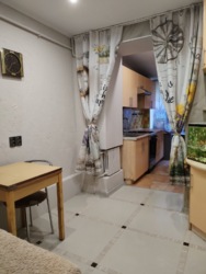 3-кімнатна квартира на Таїрово зі своїм палісадником та бомбосховищем фото 1 3-кімнатна квартира на Таїрово зі своїм палісадником та бомбосховищем фото 1