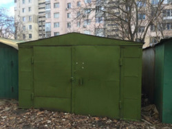 Продаж 3-кімнатної квартири з гаражем на пл.Толбухіна
