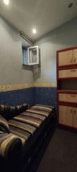 3-кімнатна квартира в центрі на вул. Гімназичній, окремий вхід, власний палісадник та підвал