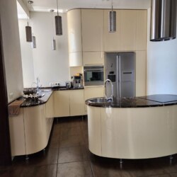 Чотириспальна квартира на вулиці Пироговська фото 14 Чотириспальна квартира на вулиці Пироговська фото 14