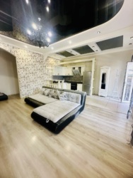 Двокімнатна квартира на вул.Грецька