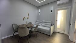Продам 2-кімнатну квартиру з ремонтом у KADORR City на Краснова