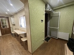 Однокімнатна квартира з ремонтом на Черемушках