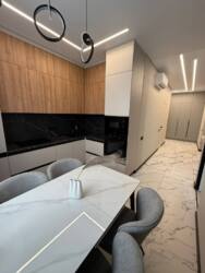 Двокімнатна квартира з ремонтом та видом на іподром фото 6 Двокімнатна квартира з ремонтом та видом на іподром фото 6