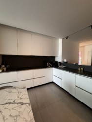    䳿, ,   , -,       2