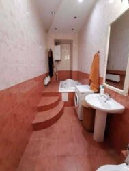 Трикімнатна квартира в центрі ,поруч парк Шевченко, пляж Ланжерон. фото 4 Трикімнатна квартира в центрі ,поруч парк Шевченко, пляж Ланжерон. фото 4