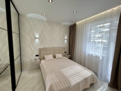    ,    䳿, 51   .   , , ³  8