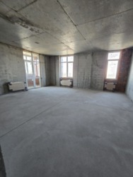 Велика квартира на проспекті Шевченка: дво- або трикімнатна з боковим видом на море фото 1 Велика квартира на проспекті Шевченка: дво- або трикімнатна з боковим видом на море фото 1