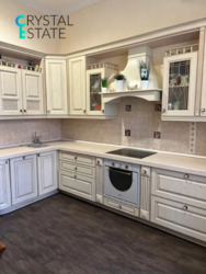 Велика квартира біля парку Шевченка фото 1 Велика квартира біля парку Шевченка фото 1