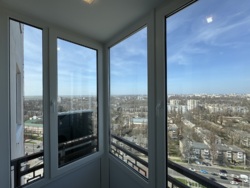 Трикімнатна квартира з сучасним ремонтом в ЖКАльтаірі 2 фото 11 Трикімнатна квартира з сучасним ремонтом в ЖКАльтаірі 2 фото 11