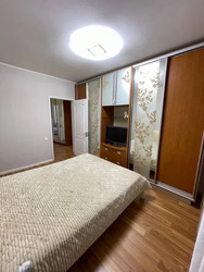 3-кімнатна квартира, ву. Глушка, район Панорами, Київський район, держ. програми