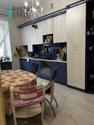 Трикімнатна квартира з кухнею студією на Б. Хмельницького фото 1 Трикімнатна квартира з кухнею студією на Б. Хмельницького фото 1