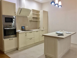 Продаж 4-кімнатної квартири 121 м2 у ЖК «Каркашадзе»