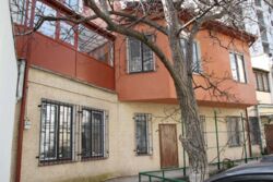 2-поверхова квартира біля моря на вул. Ясній фото 1 2-поверхова квартира біля моря на вул. Ясній фото 1