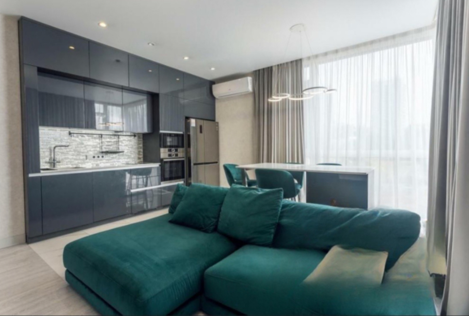 Стильна 2-кімнатна квартира площею 83,3 м² у ЖК 'Французський квартал 2' фото 1 Стильна 2-кімнатна квартира площею 83,3 м² у ЖК 'Французський квартал 2' фото 1