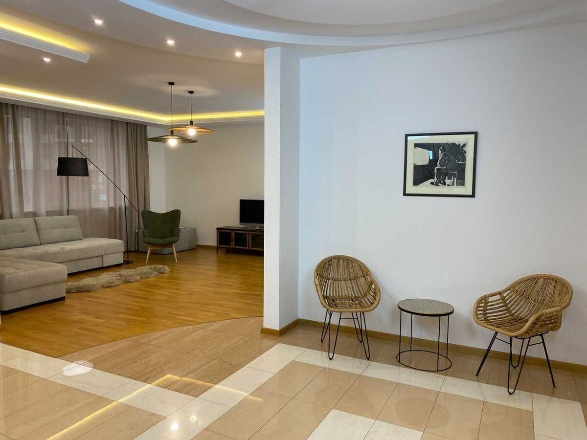 Продається квартира Київ, Печерський, Предславинская ул., 31, м. Печерська фото 1 Продається квартира Київ, Печерський, Предславинская ул., 31, м. Печерська фото 1