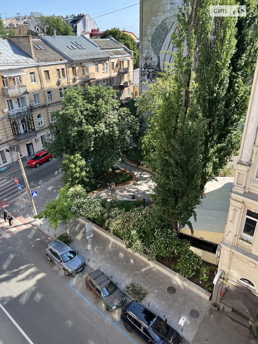 Продаж 3к квартири в історичному центрі Києва фото 1 Продаж 3к квартири в історичному центрі Києва фото 1