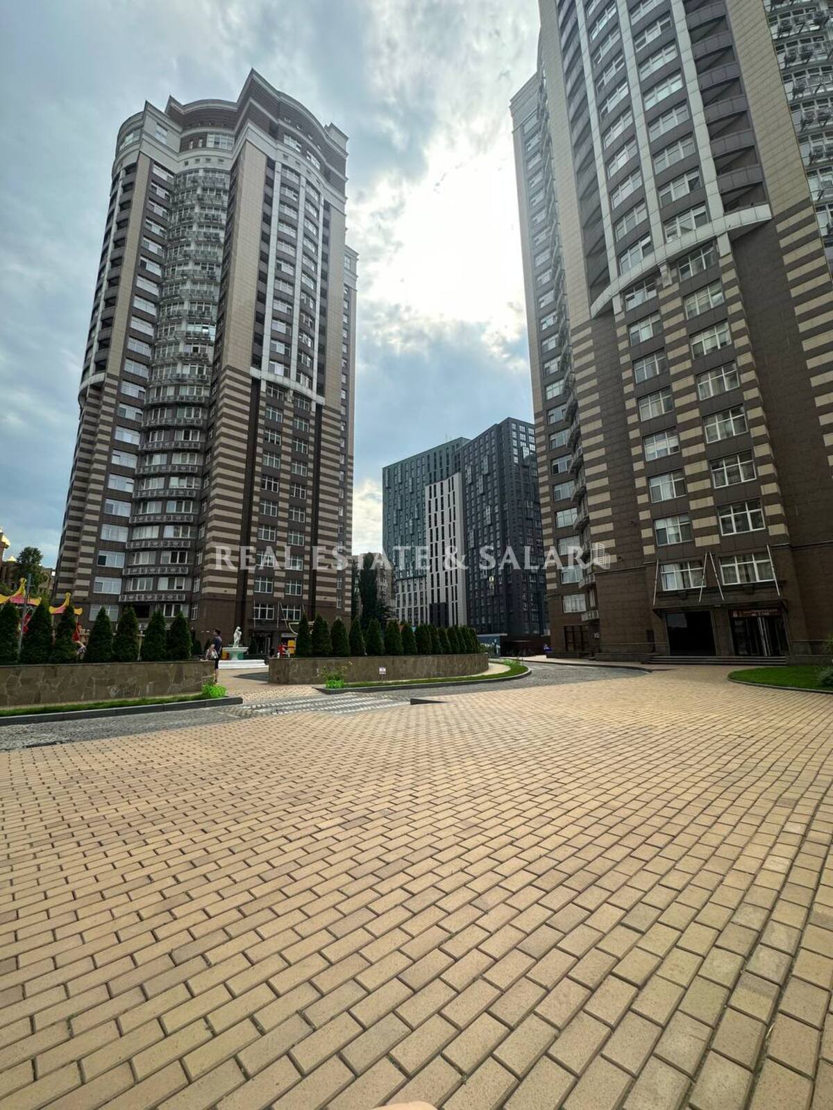 Продаж 3-к квартири у ЖК Покровський Посад фото 1 Продаж 3-к квартири у ЖК Покровський Посад фото 1