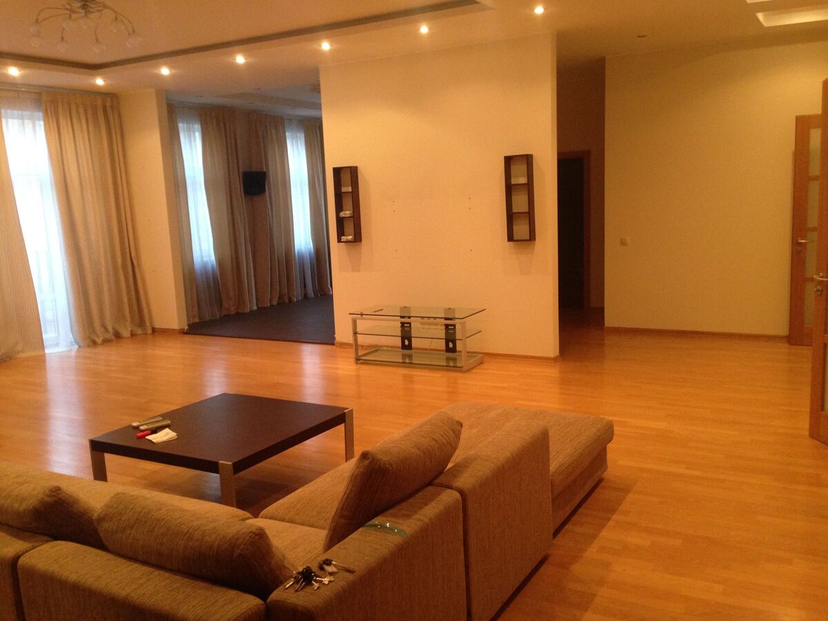 Продаж квартири Печерськ Історичний центр фото 1 Продаж квартири Печерськ Історичний центр фото 1