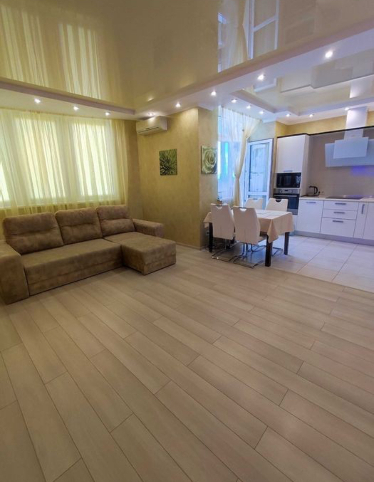 Продаж 3-кімнатної квартири фото 1 Продаж 3-кімнатної квартири фото 1