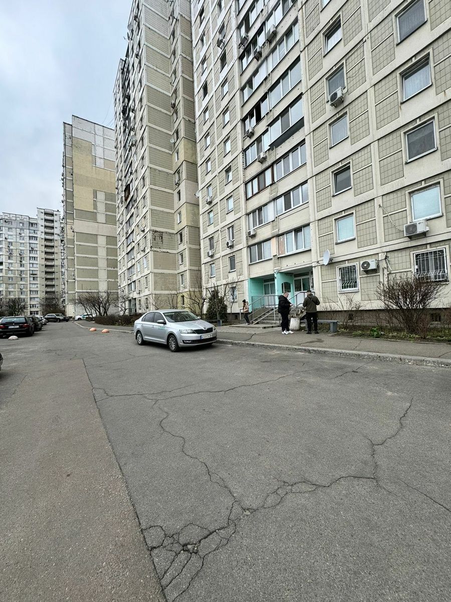 Продаж 2к квартири ст.м Сирець фото 1 Продаж 2к квартири ст.м Сирець фото 1