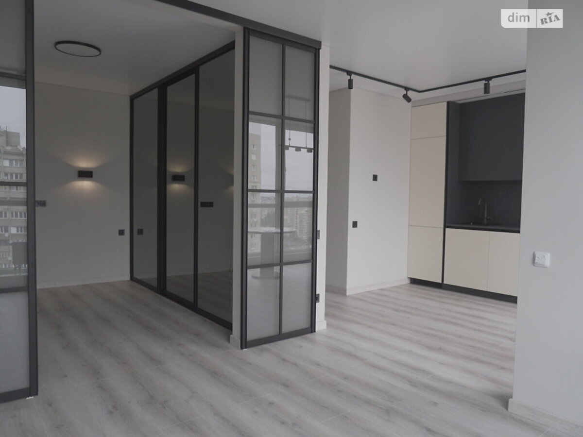 Продаж 1к квартири в ЖК Лебединий фото 1 Продаж 1к квартири в ЖК Лебединий фото 1