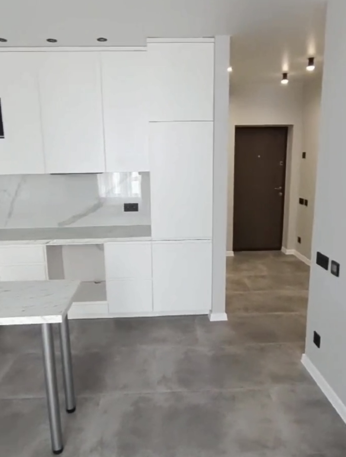 Продаж квартири у Сучасному Кварталі фото 1 Продаж квартири у Сучасному Кварталі фото 1