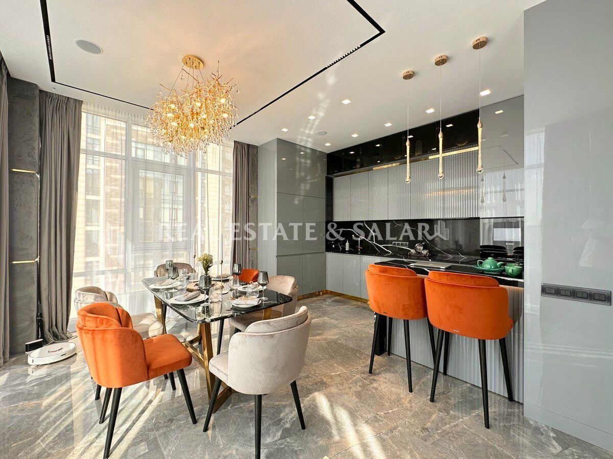 Продаж 4к квартири в ЖК Бульвар Фонтанів фото 1 Продаж 4к квартири в ЖК Бульвар Фонтанів фото 1