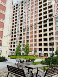     San Francisco Creative House  9