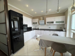 Продажа видової 2к квартири м. Осокорки, Бажана 8Б фото 1 Продажа видової 2к квартири м. Осокорки, Бажана 8Б фото 1