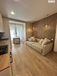  1  37.9 .   .    ONE CLUB HOUSE  1