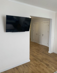  23 - River Mall - 2  80     5