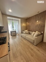  1  37.9 .   .    ONE CLUB HOUSE  7