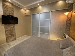  1  40 .   .  2/4    5