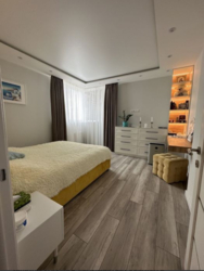 Позняки біля озера фото 6 Позняки біля озера фото 6