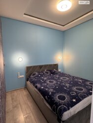  1  41.9 .   .   Green Life  4