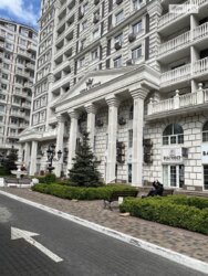 Продаж 1к квартири 54 кв. м на вул. Максимовича 24 фото 2 Продаж 1к квартири 54 кв. м на вул. Максимовича 24 фото 2