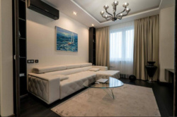 Продаж 2-кімнатної квартири з дизайнерським ремонтом фото 5 Продаж 2-кімнатної квартири з дизайнерським ремонтом фото 5