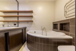 Продається квартира Київ, Дніпровський, Регенераторная ул., 4 фото 3 Продається квартира Київ, Дніпровський, Регенераторная ул., 4 фото 3