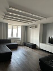 Продаж 3к квартири в ЖК Корона фото 1 Продаж 3к квартири в ЖК Корона фото 1