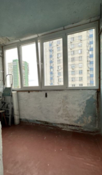 3-кімнатна під ремонт у чудовій локації - парк, метро, транспорт! фото 3 3-кімнатна під ремонт у чудовій локації - парк, метро, транспорт! фото 3