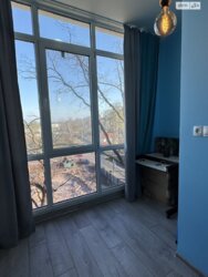  1  41.9 .   .   Green Life  7