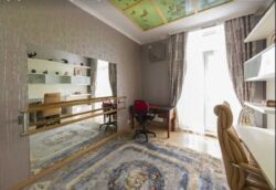 Продаж квартири в Центрі фото 6 Продаж квартири в Центрі фото 6