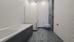  4    Podil Plaza & Residence  4