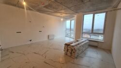  4    Podil Plaza & Residence  6