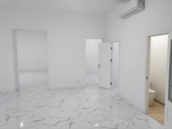 Продаж квартири на вул. Шовковична фото 1 Продаж квартири на вул. Шовковична фото 1