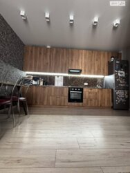  1  42.2 .   .   Green Side  10